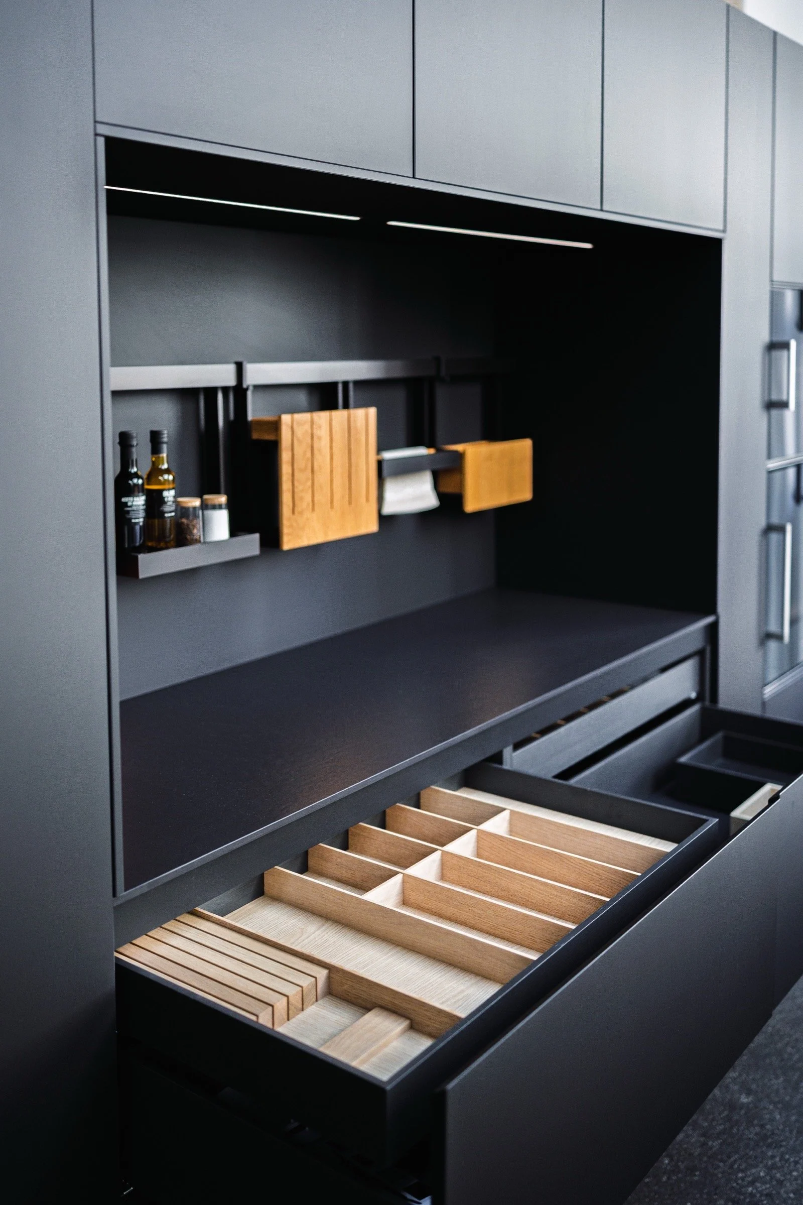 Musterküche Allmilmö Opaco matt schwarz – Bild 7